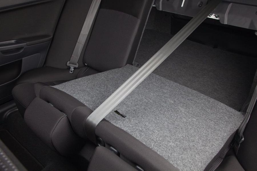  Mitsubishi Lancer ES 2010 года  (фото 12 из 24)